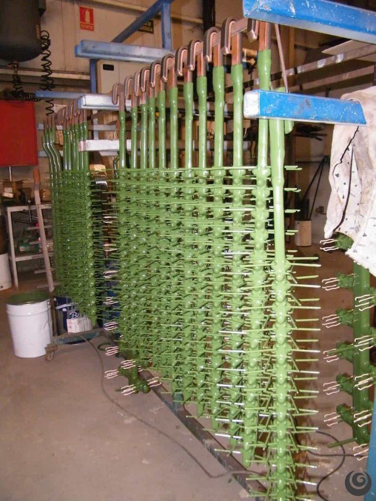 Bastidor industrial para tratamiento electroquímico