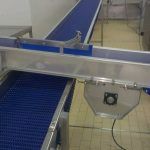 Cinta transportadora transversal para línea de producción industrial