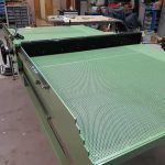 Mesa de corte industrial con posicionador fabricada a medida